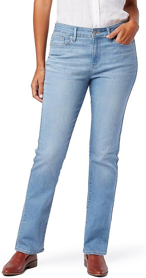 Levi Strauss Signature Gold Women’s Modern Straight Jeans (Available in Plus Size)