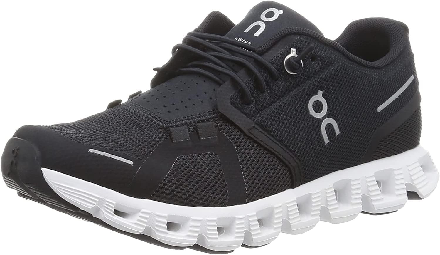 On Women’s Cloud 5 Sneakers