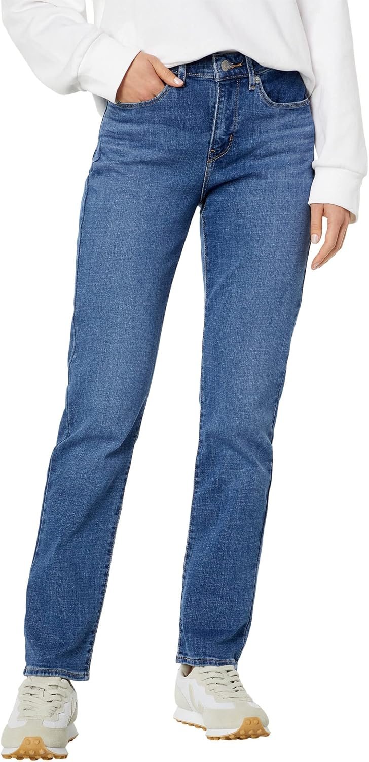 Levi’s Women’s Classic Straight Jeans