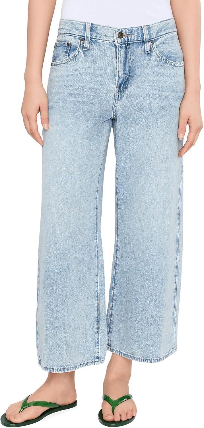 Levi’s Women’s Middy Wide Leg Ankle Jeans